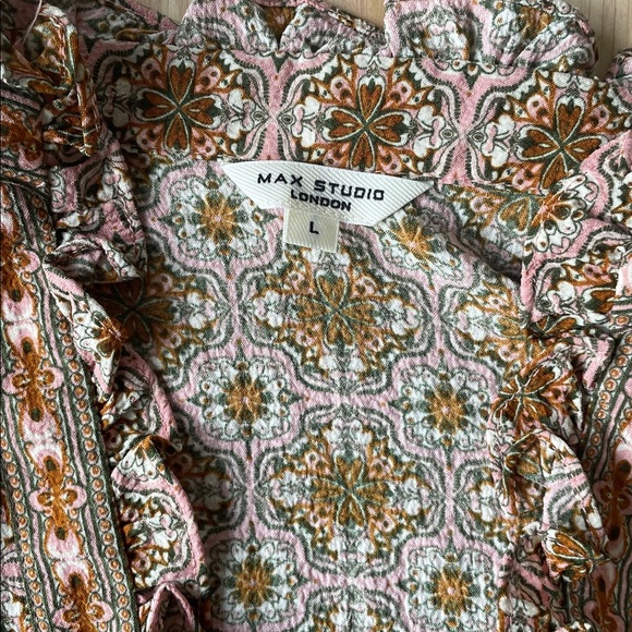 Max Studio Floral Patterned Maxi Dress - Picture 5 of 8